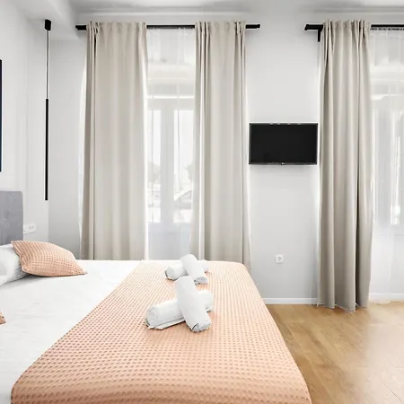 Apartment Modern Maja&inka